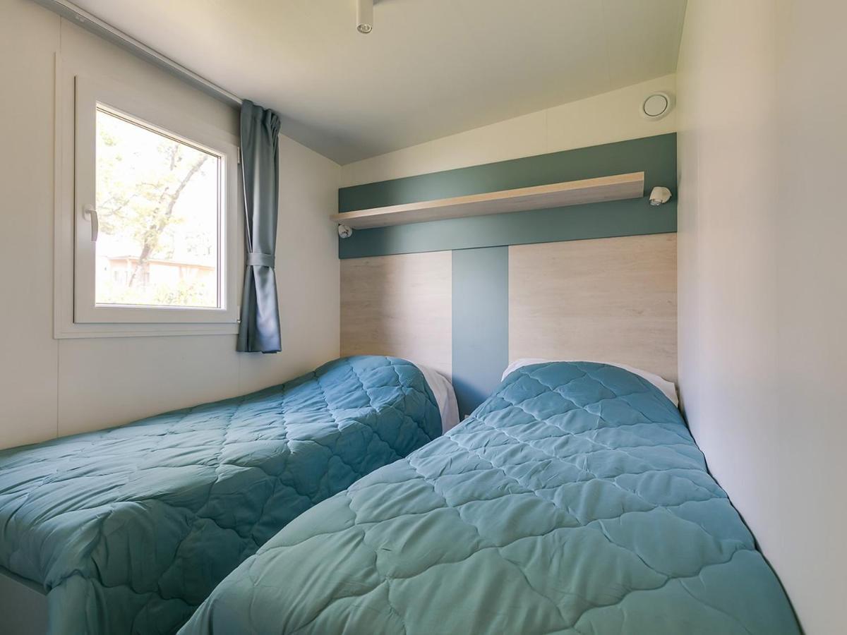 Adriamar Mobile Homes In Camping Park Umag Bagian luar foto