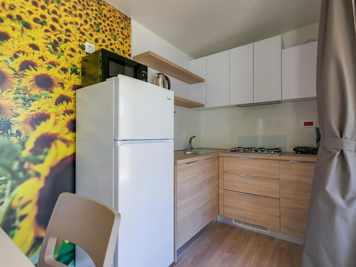 Adriamar Mobile Homes In Camping Park Umag Bagian luar foto