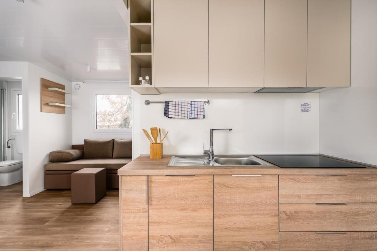 Adriamar Mobile Homes In Camping Park Umag Bagian luar foto